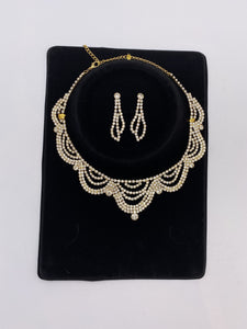 Kids Set Gold Base with Small Rhinestones with Earrings