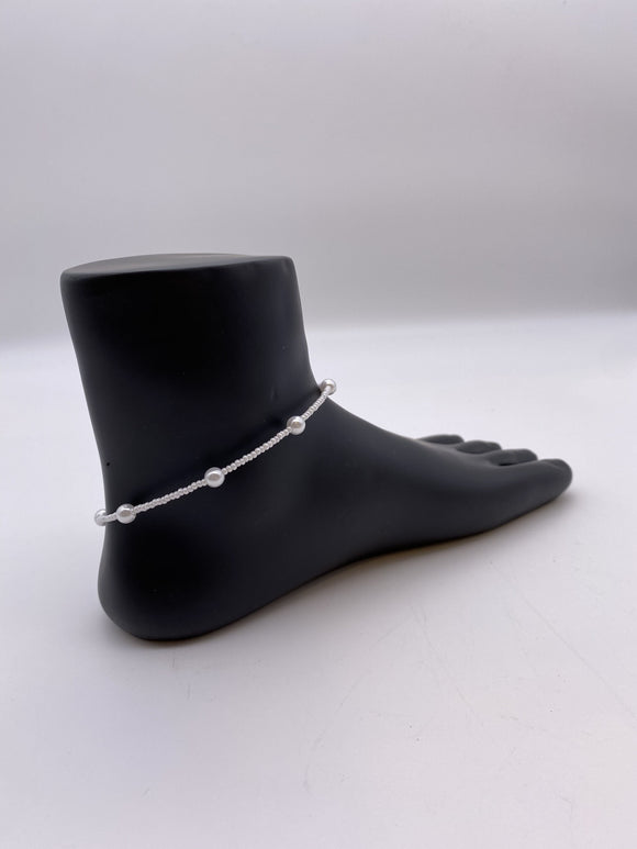 Kids Anklet White Pearls