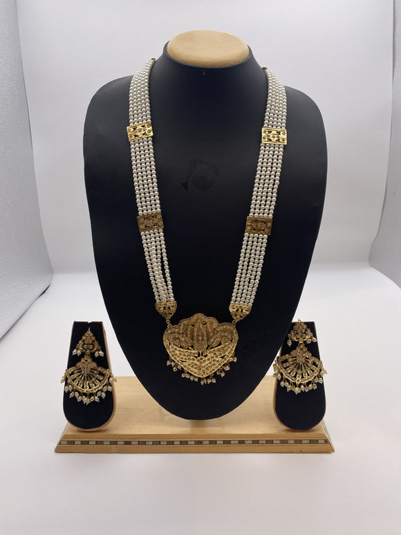 Rani haar in gold and pearl hotsell