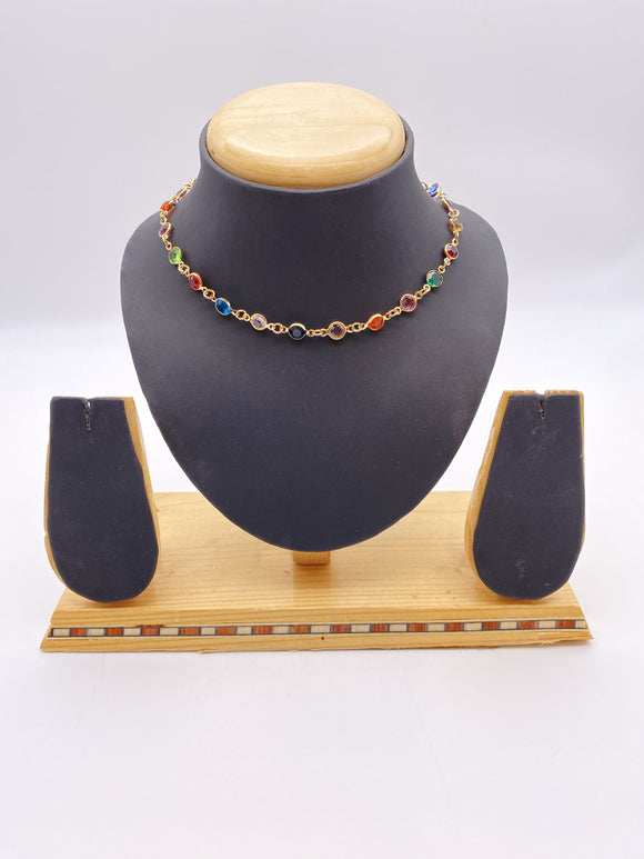Single Multicoloured Chain on Gold Base