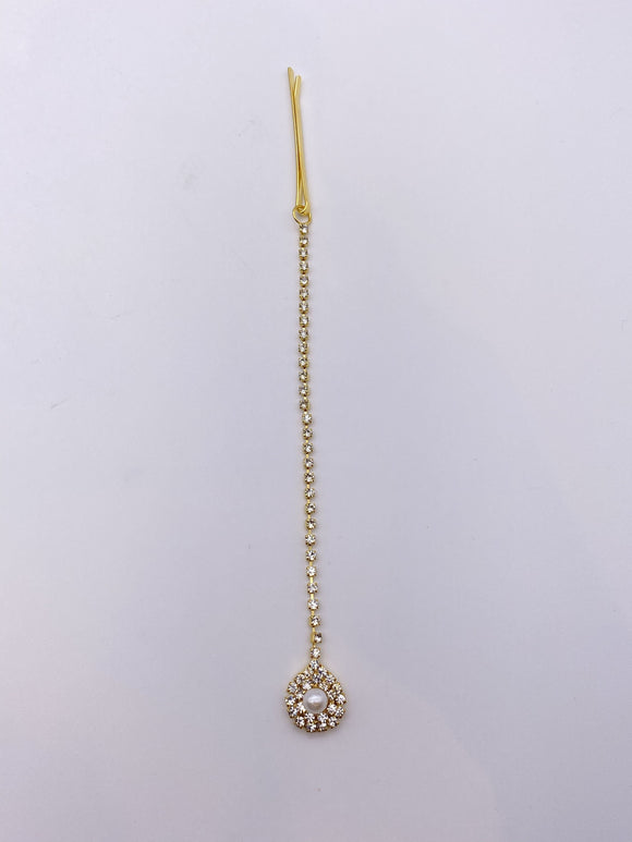 Tikka - White Pearl in Rainbow Shape - Bright Gold Base